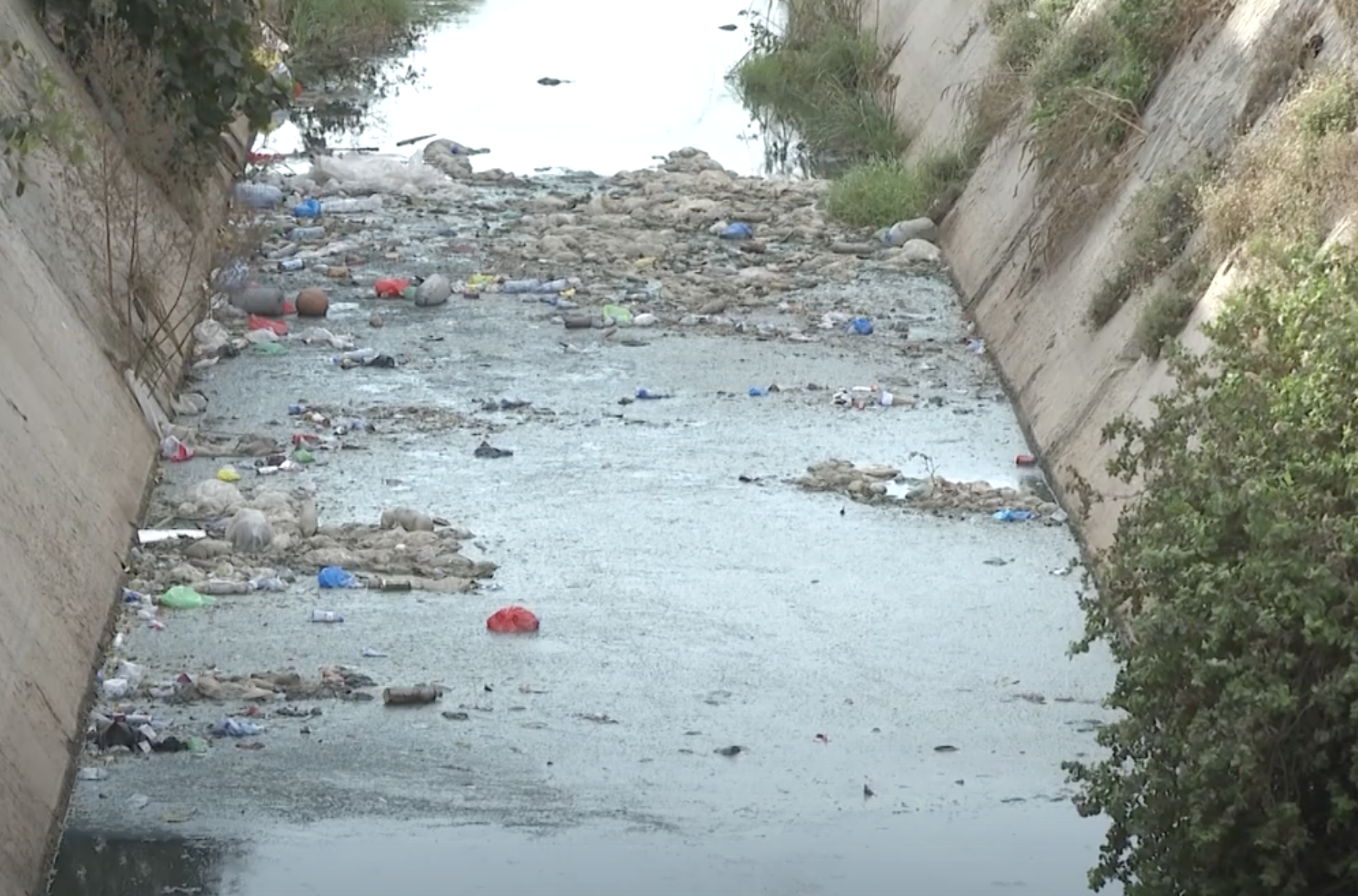 Canal 4: une bombe écologique en plein Dakar