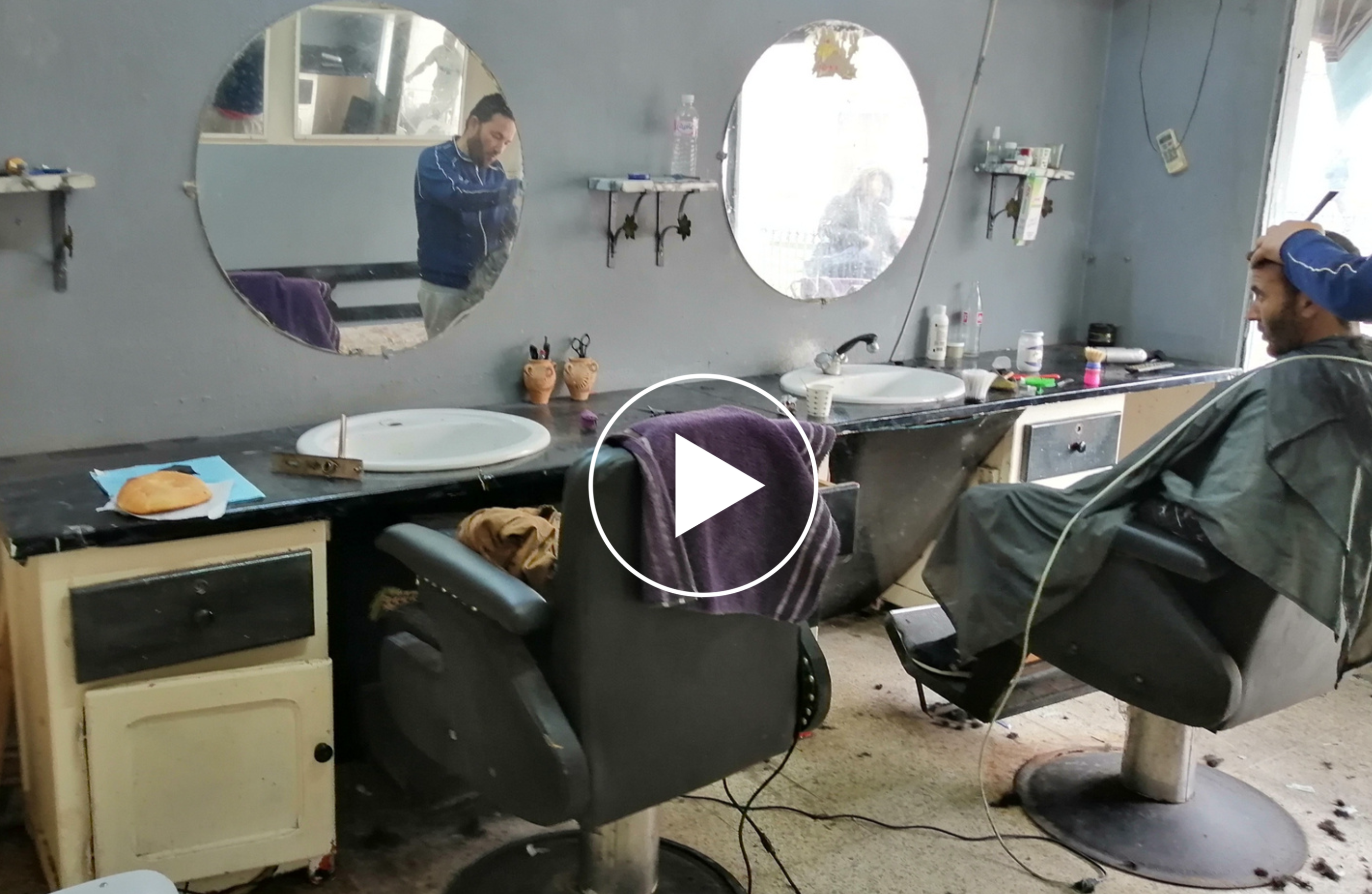 Pourquoi les salons de coiffure sont des nids à bactéries