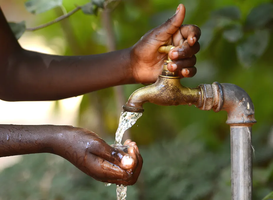 Accès à l'eau: comment les ménages aisés favorisent les pénuries