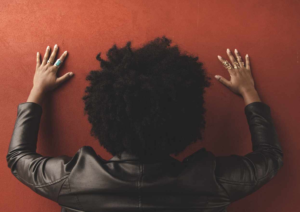 Cheveux afro, l’art de l’entretien