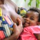 Allaitement maternel: anecdotes, préjugés et superstitions au Cameroun