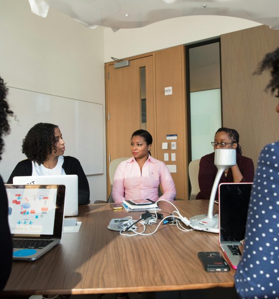 Internet: pourquoi si peu de femmes sont connectées